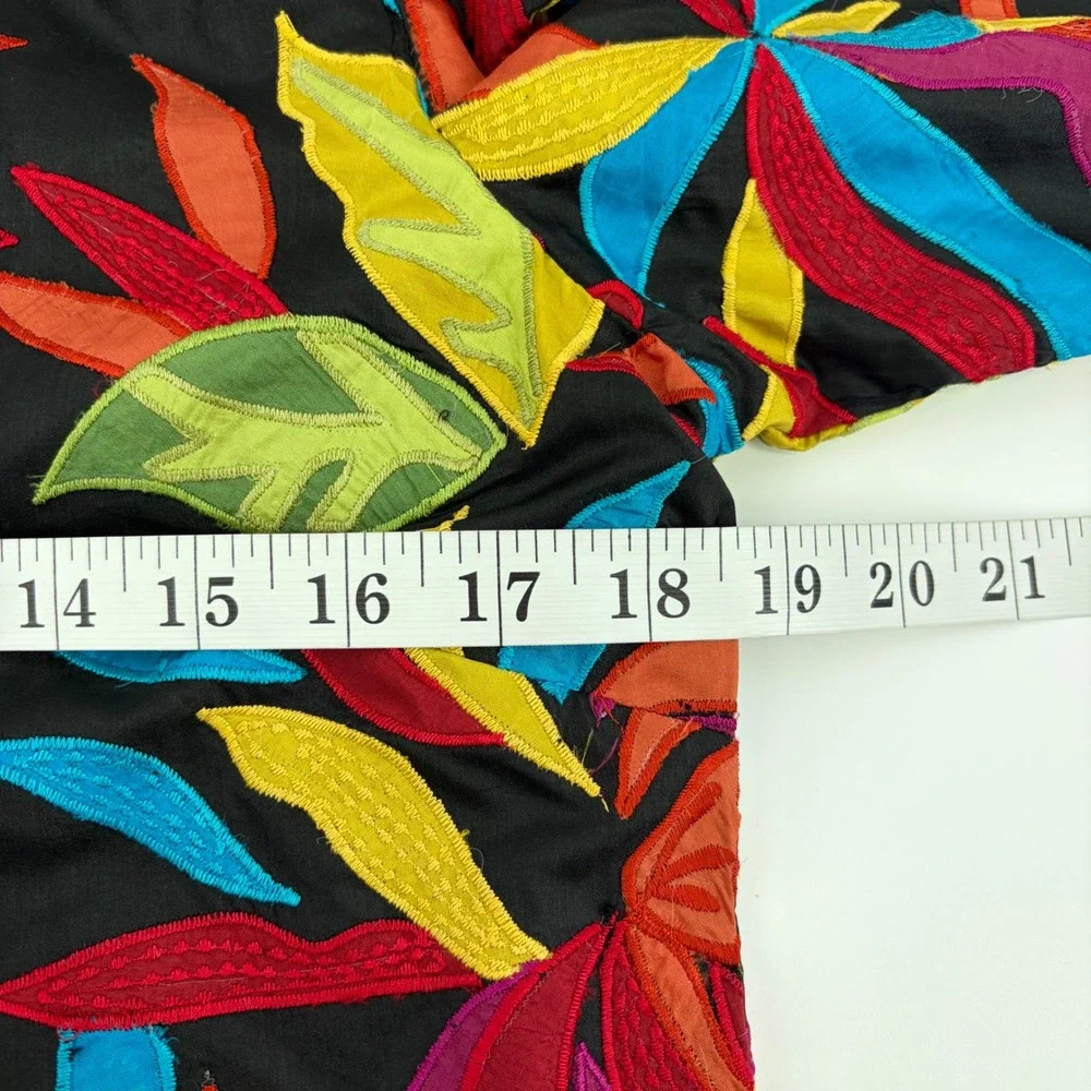 Chicos Silk Embroidered Floral Applique Jacket Black Multicolor SZ 0 /‎ US Small